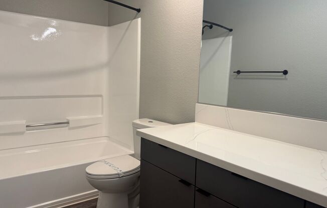 1 bed, 1 bath, 704 sqft, $2,345, Unit 127