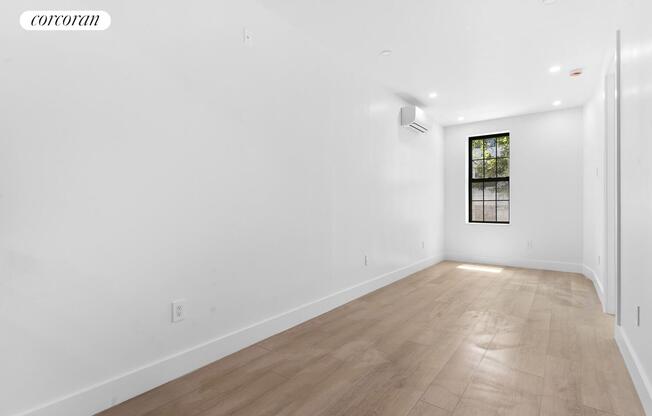 405 LINDEN ST