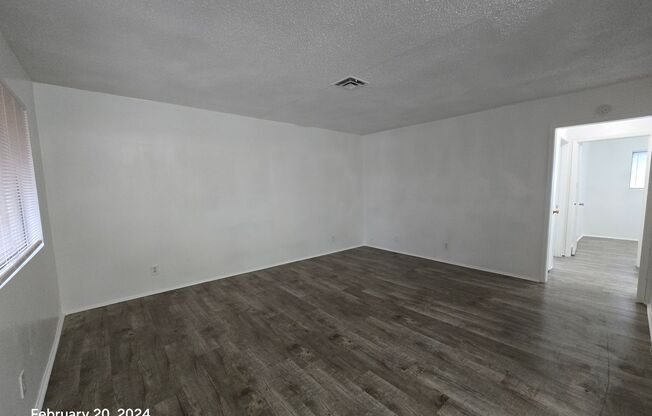 2 beds, 1 bath, 700 sqft, $1,095, Unit 1