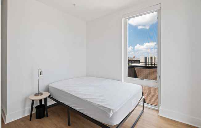 1 bed, 1 bath, $1,600
