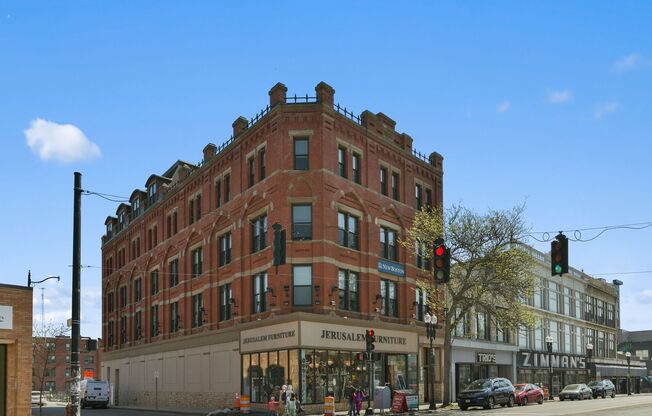 MARKET STREET APARTMENTS