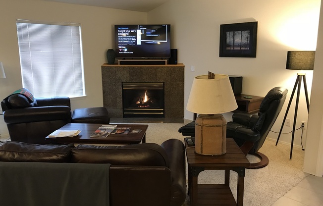 8419/8421 NE 56th Street