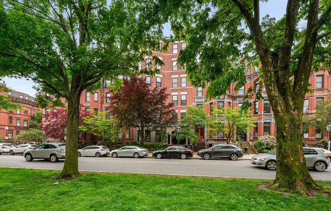 2 beds, 2 baths, 1,505 sqft, $6,900, Unit 9
