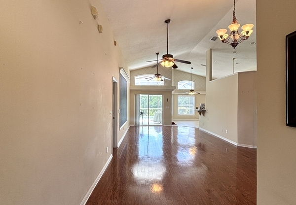 1553 MAIDENCANE LOOP