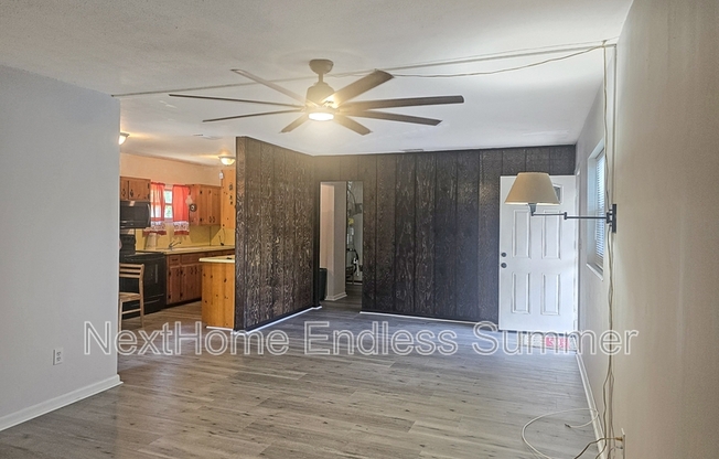 329 PARKWOOD DR