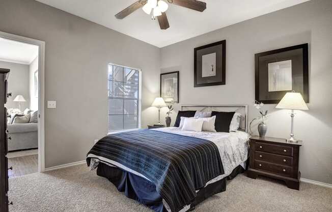 Welcome to Stoneleigh on May Apartment Homes