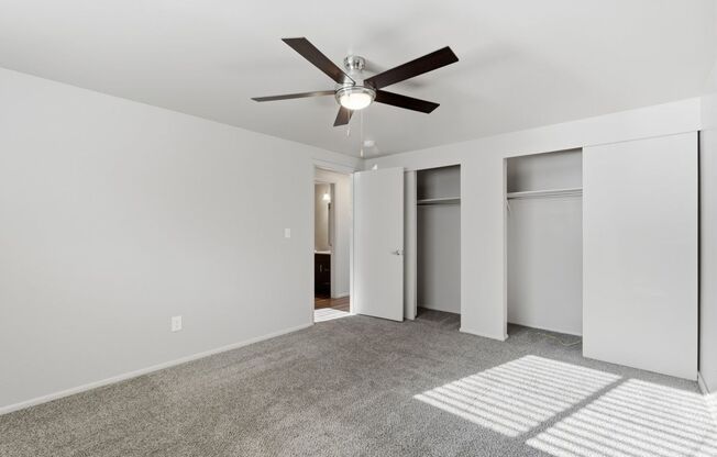 2 beds, 1 bath, 850 sqft, $1,150, Unit D-301