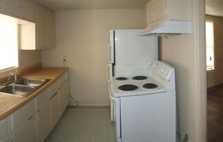 2 beds, 1 bath, $700