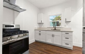 2 beds, 1 bath, $2,495, Unit 2028