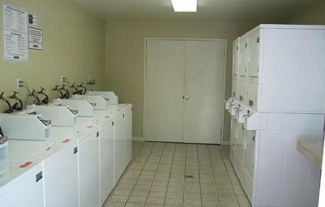 5505 Ackerfield Ave. Long Beach, CA 90805