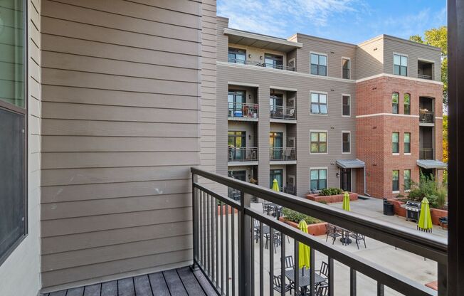1 bed, 1 bath, 674 sqft, $1,090, Unit 411