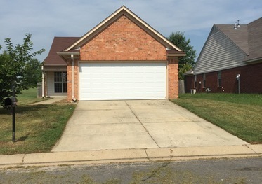 Renovated 3 Bedroom 2 Bath Home with 2 Car Garage for Rent!!