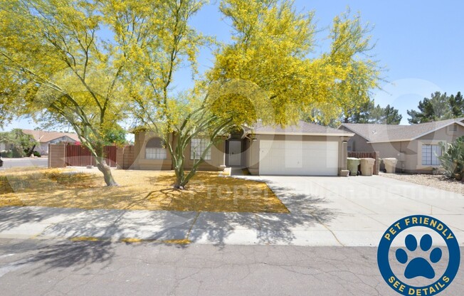 6609 N 85 DR