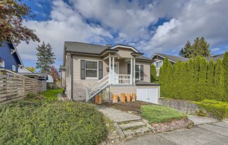 Beautiful Madrona Remodel with 3 Beds and 2 Baths!