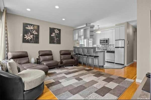 1 bed, 1 bath, 800 sqft, $2,500, Unit I