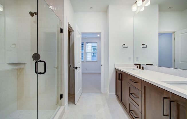 Brand New Luxury Townhouse | 4 Bed | 3 Bath in Prime Camas School District