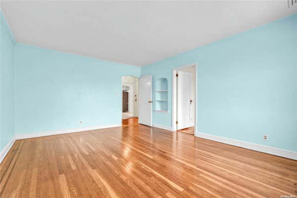 2 beds, 1 bath, $2,450, Unit 2R