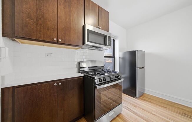 1 bed, 1 bath, 559 sqft, $2,250, Unit 2706-1GG