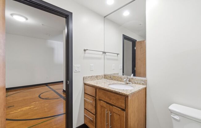 1 bed, 1.5 baths, 1,192 sqft, $1,989, Unit 508