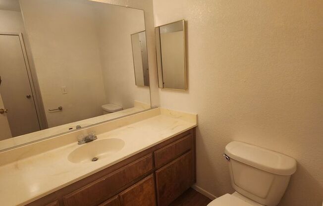 2 beds, 2 baths, $1,200