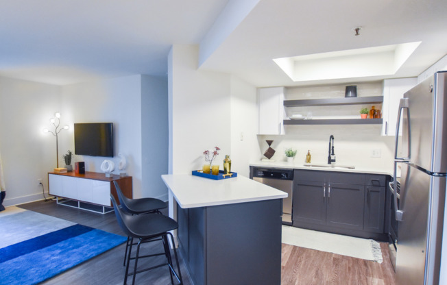 Ask About Our Brand New Renovated Apartments!