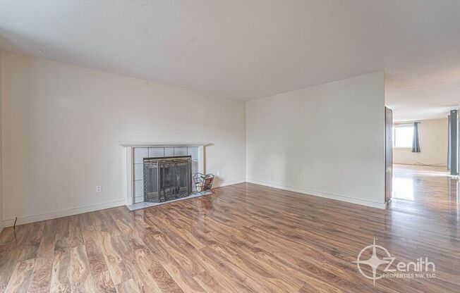 16004 NE 47 ST