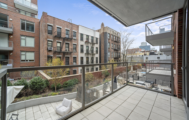 1 bed, 1 bath, $6,395, Unit 211