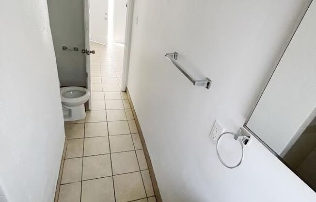 Studio, 1 bath, 450 sqft, $1,650