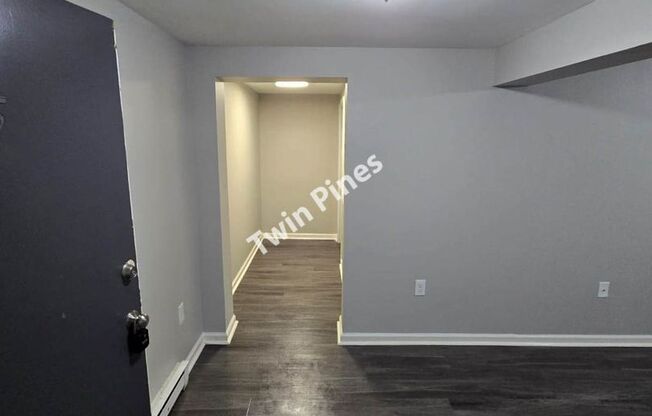 1 bed, 1 bath, 700 sqft, $1,195, Unit A2