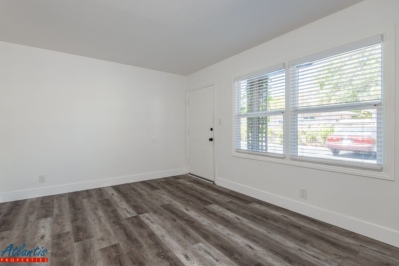 Third St N 589 (589 Zen Garden LLC)