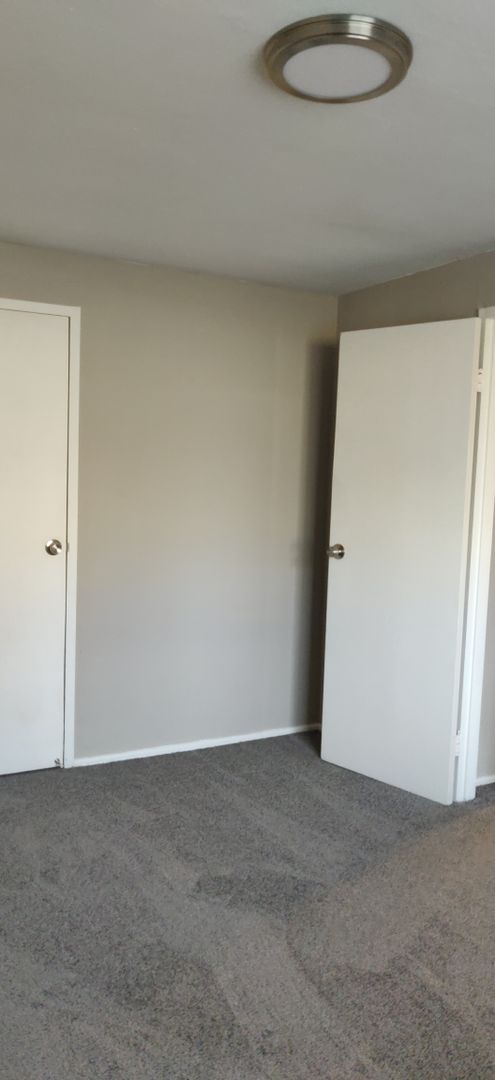 1 bed, 1 bath, 515 sqft, $800, Unit 1745-44