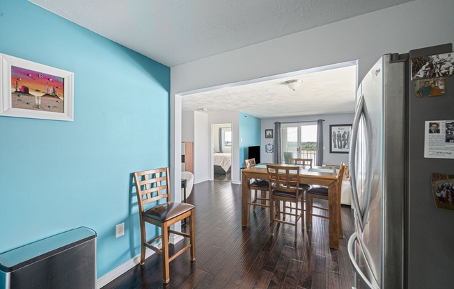 1 bed, 1 bath, 777 sqft, $2,600, Unit 1012