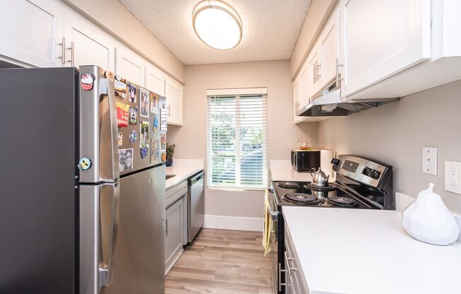 1 bed, 1 bath, 592 sqft, $1,570