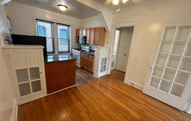 3904 W ARGYLE