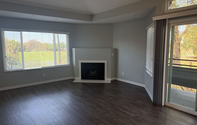 2 beds, 2 baths, 841 sqft, $2,855, Unit E035