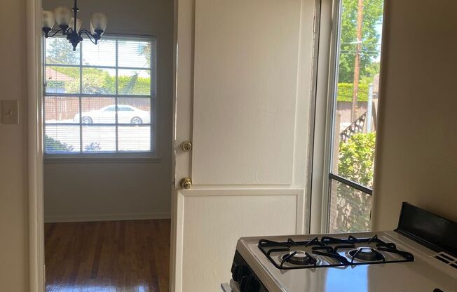 1 bed, 1 bath, 685 sqft, $2,025, Unit 1B