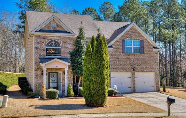 Spacious Two-Story Home w/ Sunroom & Private Fenced Yard, Euchee Creek Health Trails