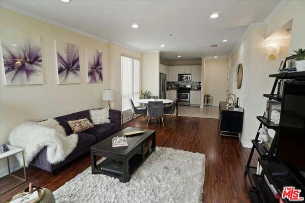 2 beds, 2 baths, 980 sqft, $2,749, Unit UNIT 302