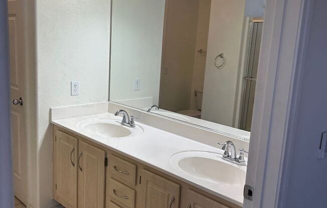 1 bed, 1 bath, $1,250, Unit UNIT 1123