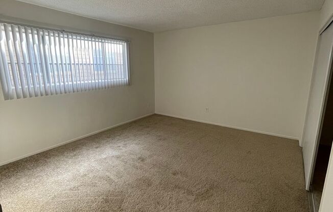 2 beds, 1 bath, $2,195, Unit 3