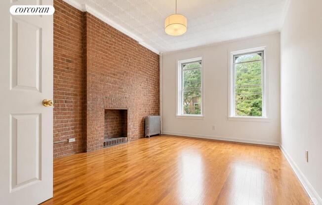 179 IRVING AVE