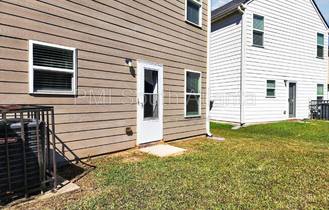 4 beds, 2.5 baths, 2,100 sqft, $1,950