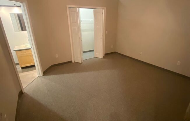 2 beds, 2 baths, 1,100 sqft, $850, Unit 616