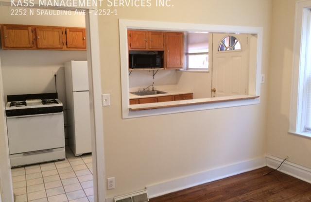 2252 N SPAULDING AVE