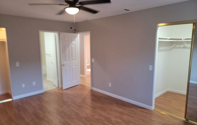 3 beds, 2 baths, $3,300