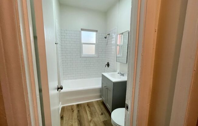 Studio, 1 bath, 450 sqft, $1,395