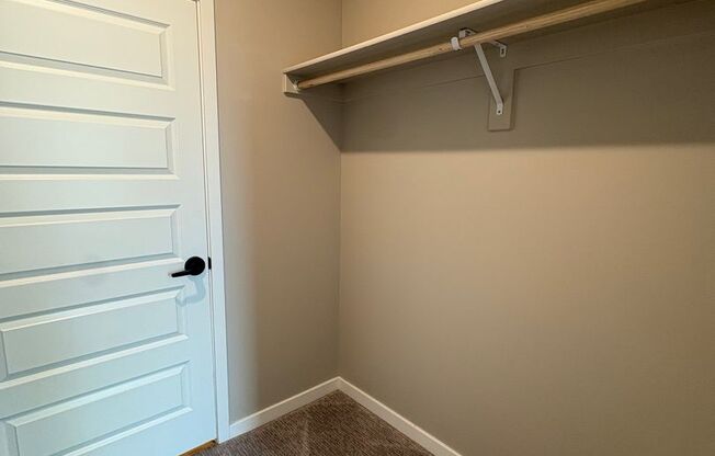 1 bed, 1 bath, 730 sqft, $1,379, Unit 436