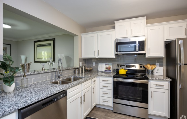 Spalding Bridge | Sandy Springs, GA | Kitchen
