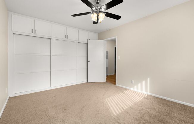 2 beds, 1 bath, 800 sqft, $2,050, Unit 4133-H