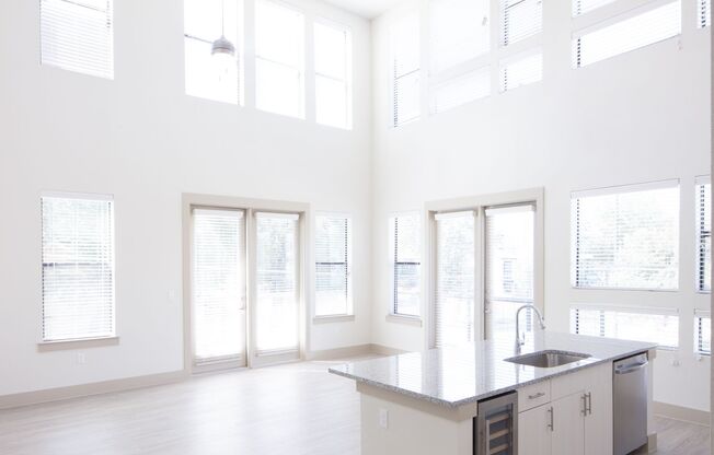 1 bed, 1 bath, 781 sqft, $1,929, Unit 216